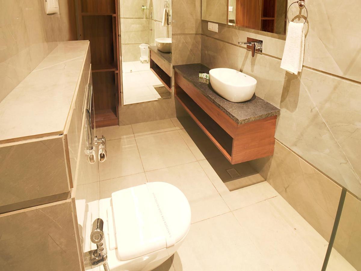 Hotel Green Land Heights Amritsar Buitenkant foto