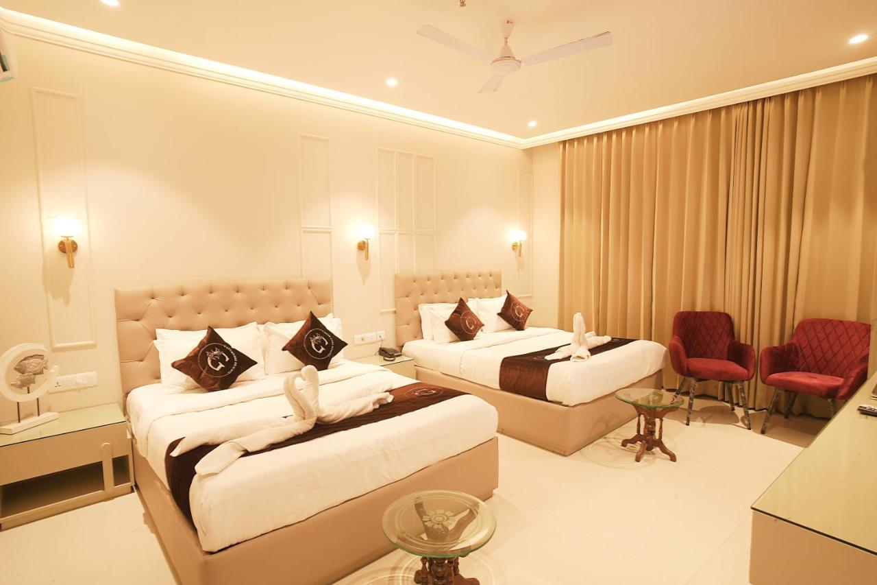 Hotel Green Land Heights Amritsar Buitenkant foto