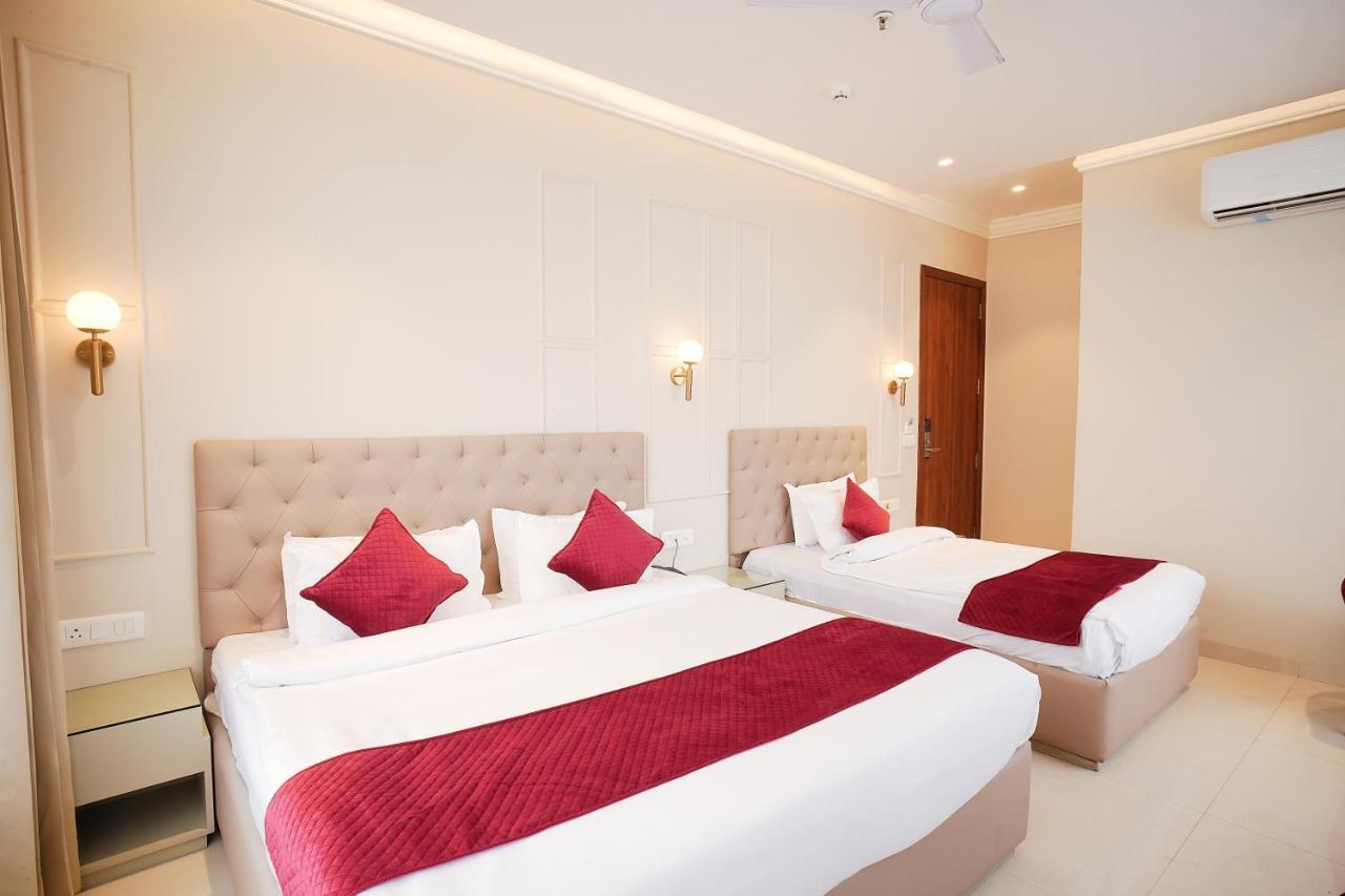 Hotel Green Land Heights Amritsar Buitenkant foto